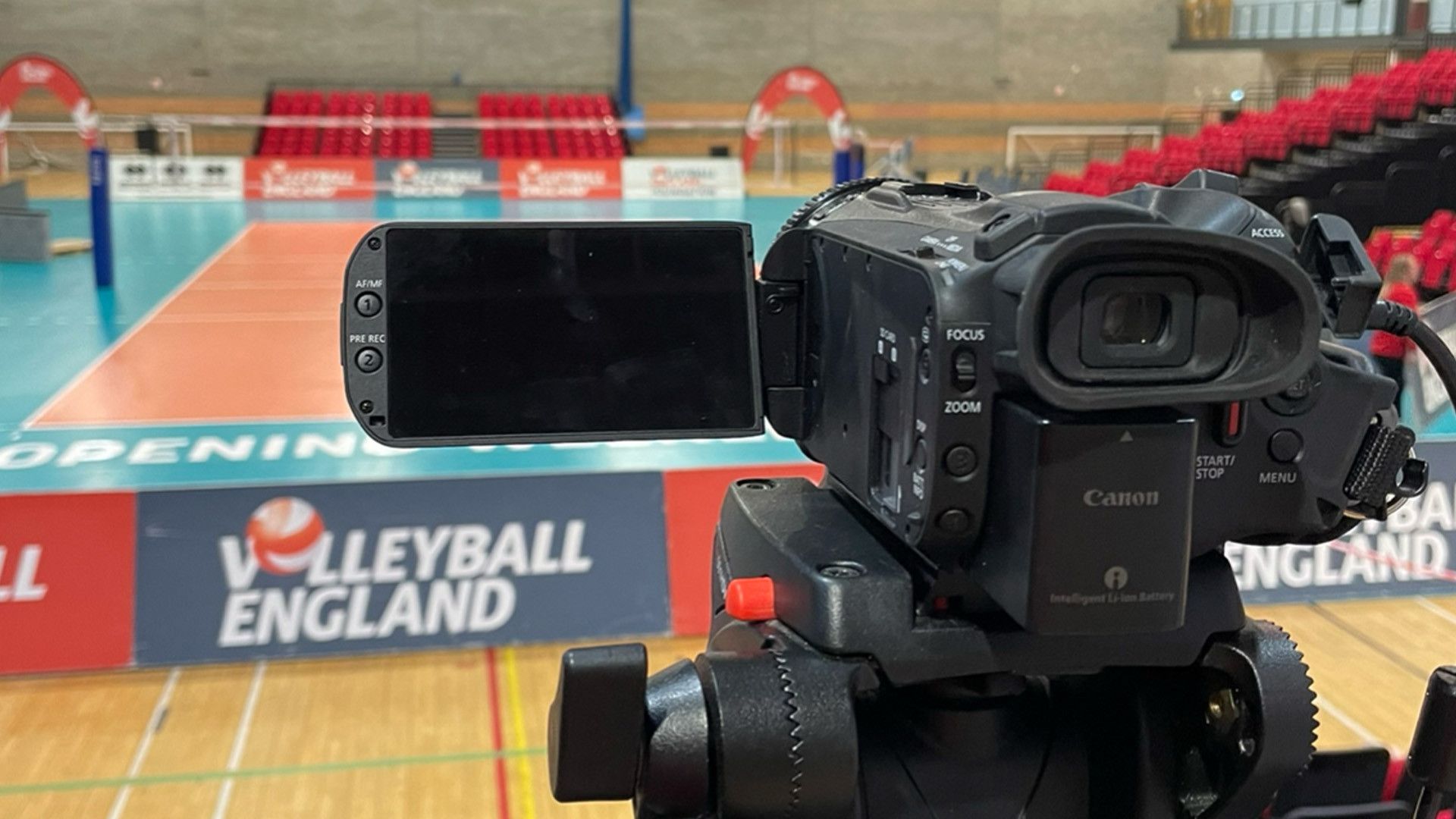 Live streaming camera